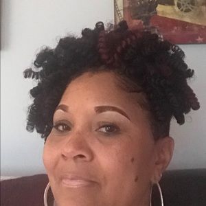 Meet your Posher, Kim